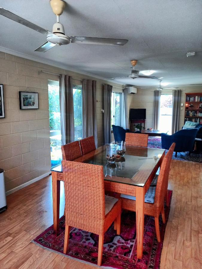 J & Ella'S Holiday House - 2 Bedroom, 2 Bathroom Home Cooktown Eksteriør billede