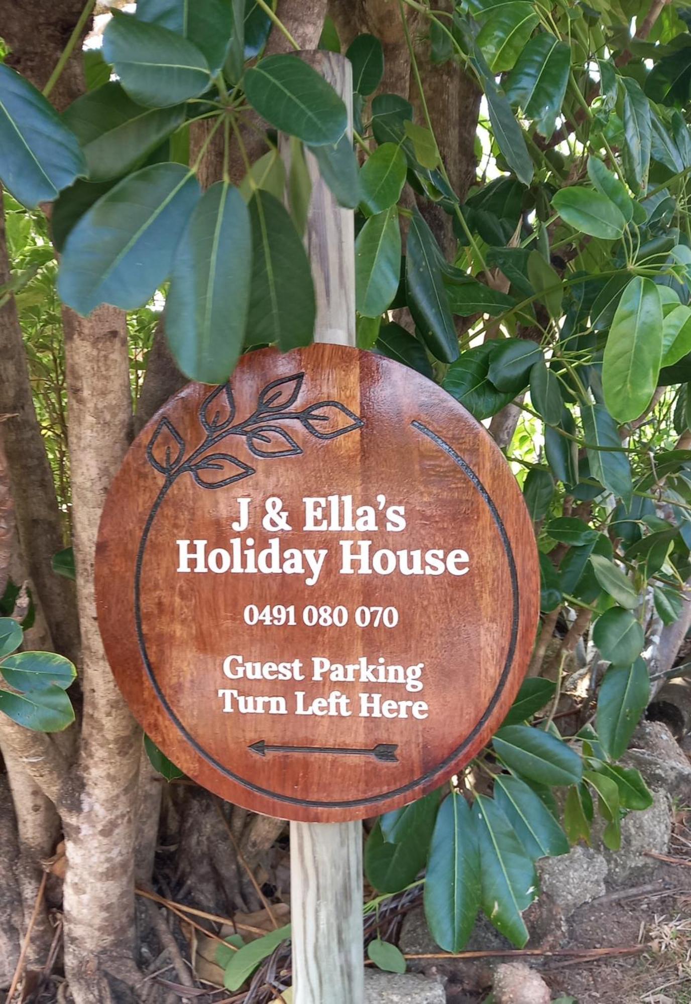 J & Ella'S Holiday House - 2 Bedroom, 2 Bathroom Home Cooktown Eksteriør billede