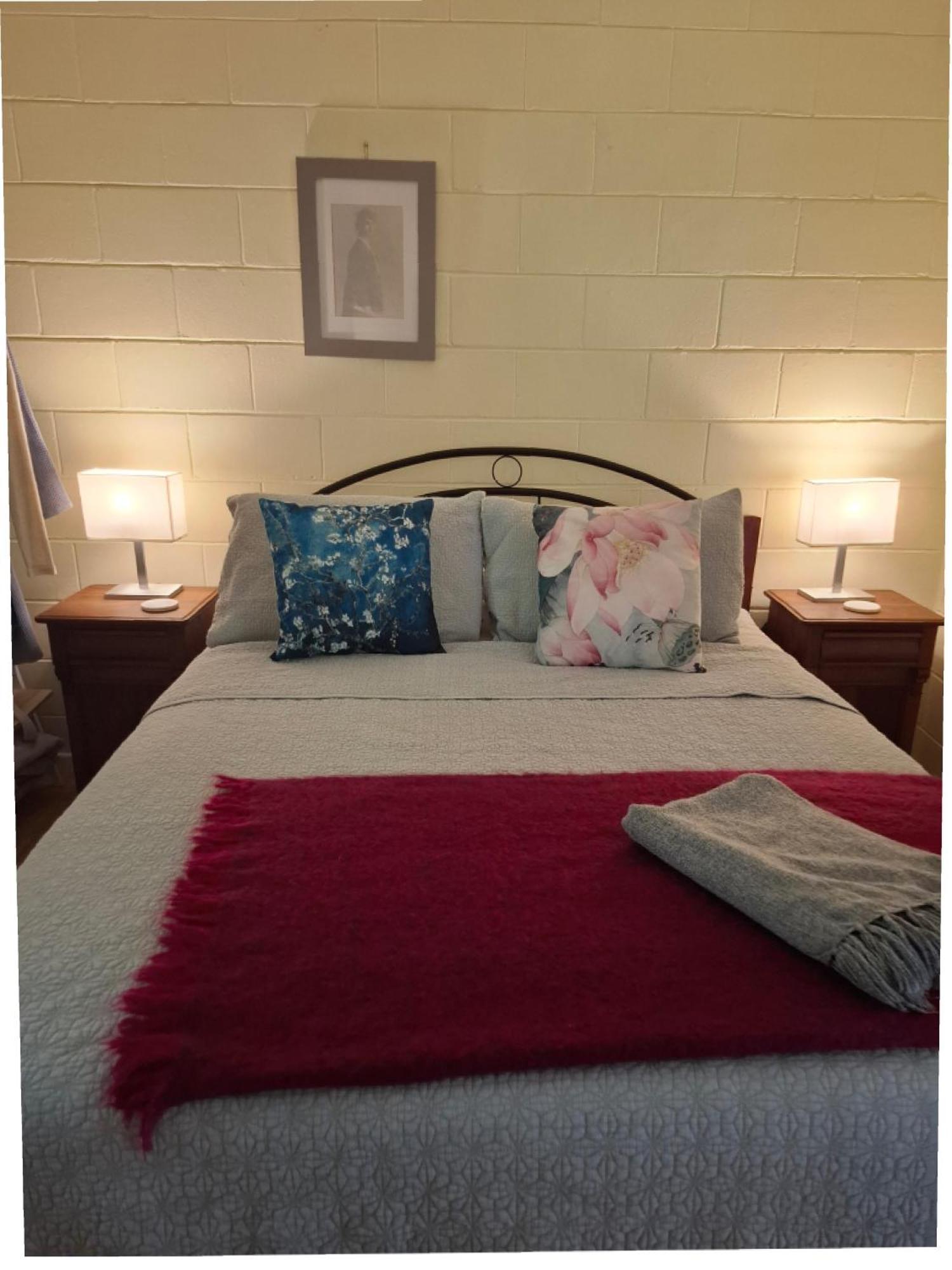 J & Ella'S Holiday House - 2 Bedroom, 2 Bathroom Home Cooktown Eksteriør billede